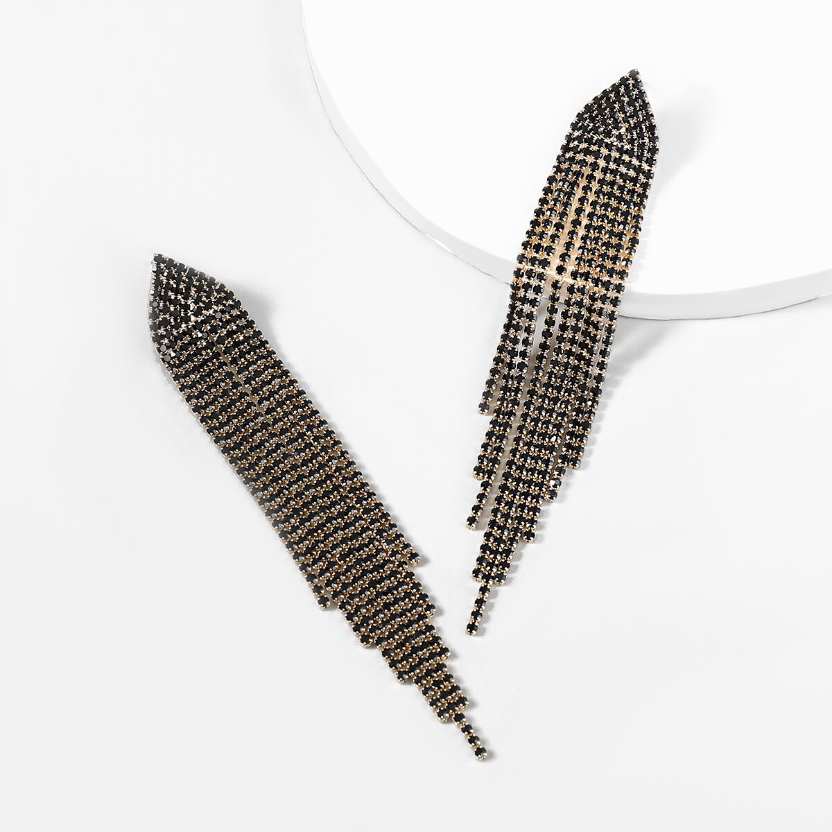 Rhinestone Claw Chain Tassel Earrings