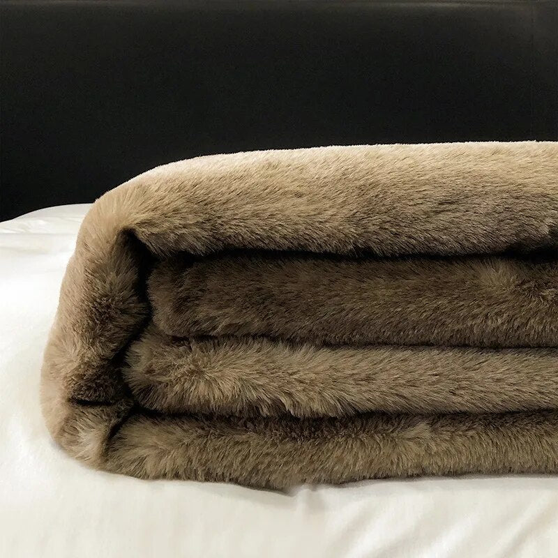 Ultra Soft Plush Blanket Set