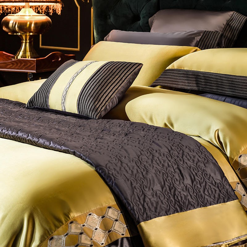 Vintage Chic Luxury Bedding sets