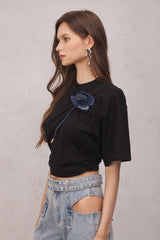 Emmalyn Ruched Flower T Shirt In Black