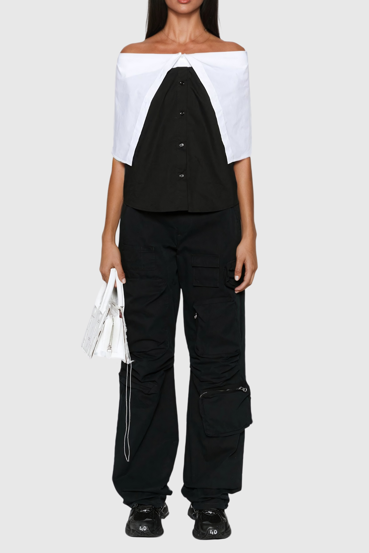 Isha Pocket Cargo Pants In Black