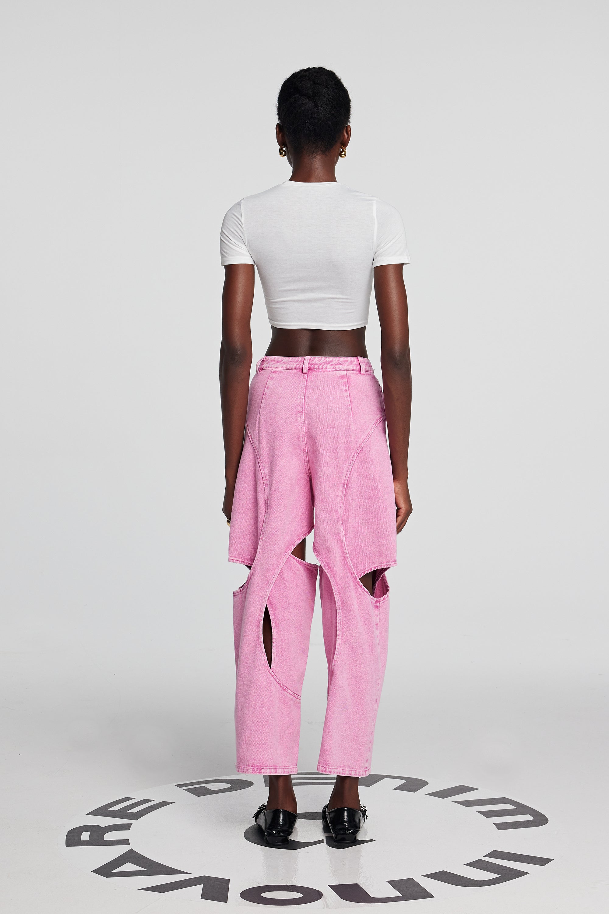 Lyric Hollow Cross Jeans In Pink