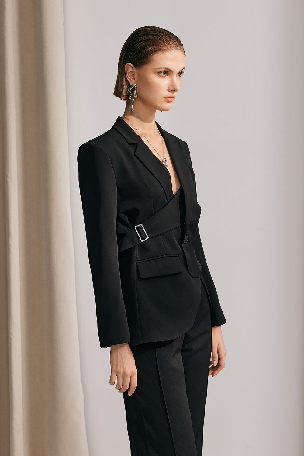 Morgan Asymmetric Cutout Blazer In Black