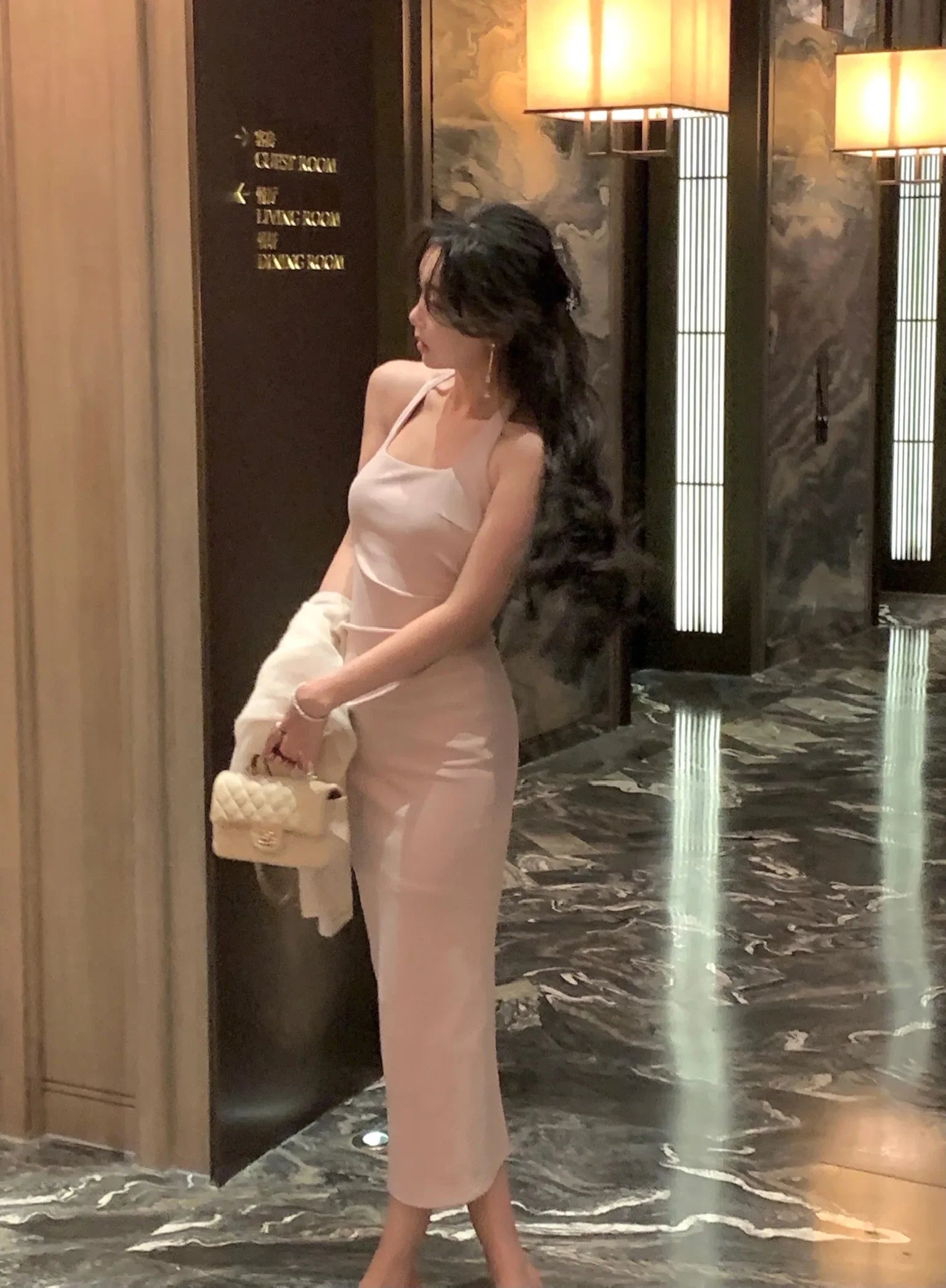 Elegant Chic White Pleated Sleeveless Midi Dresses for Women 2024 Vintage Evening Party Casual Bodycon Robe Female Clothing New