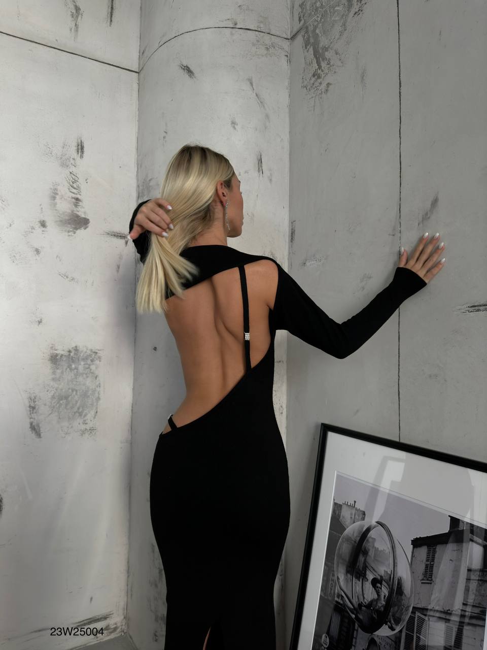 2024 New Fashion Dress Woman Style  Round Neck Open Back Dress - Black