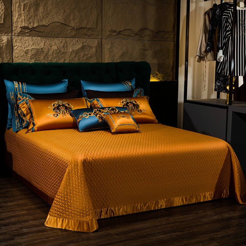 Chic Luxury Jacquard Bedding Set