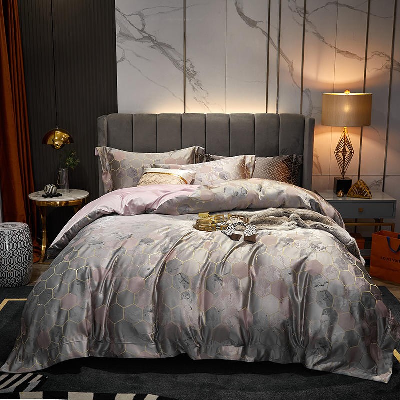 Luxury Jacquard Bedding Set